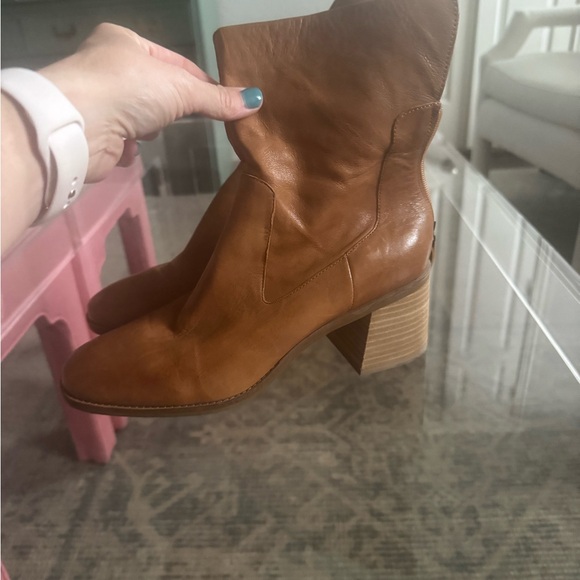 Kelsi Dagger Boots. Purchased from Anthro - Picture 2 of 4